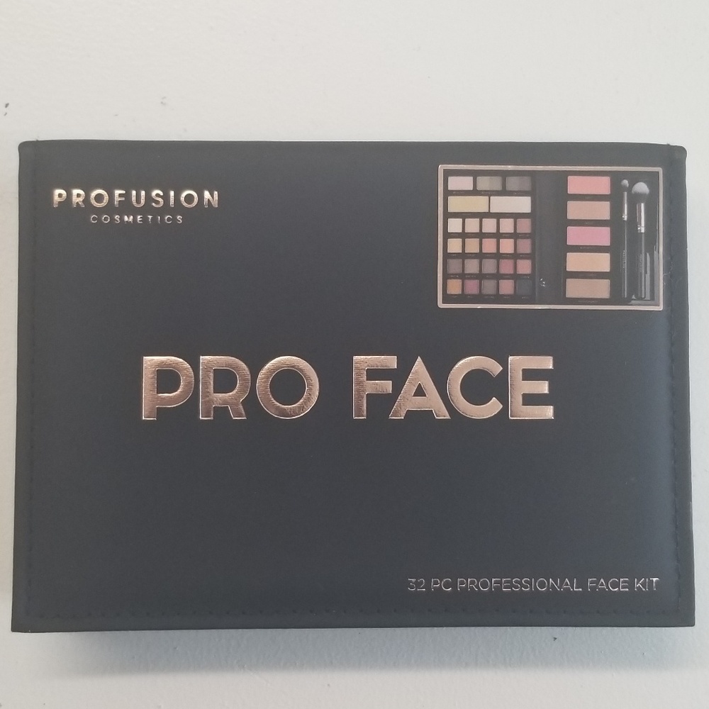 Makeup Kit